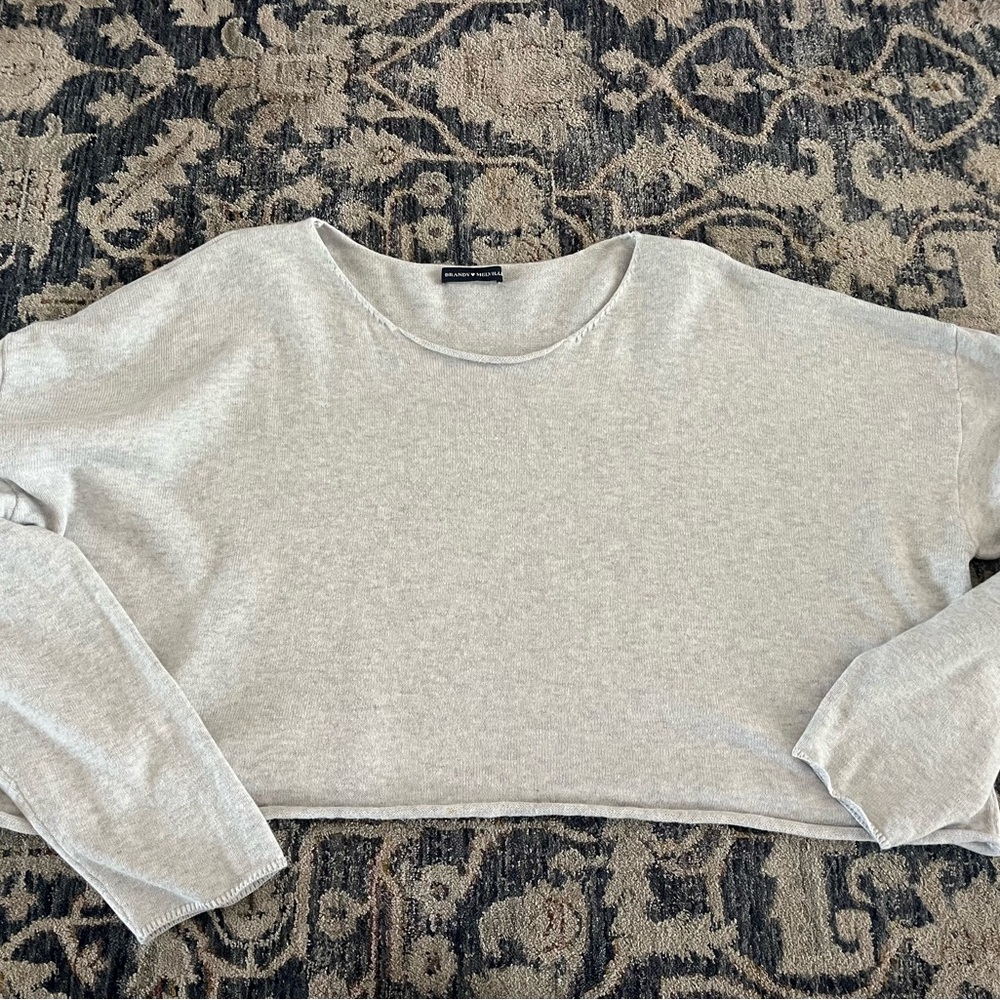Women’s Brandy Melville Gray Crew Neck  Cropped Sweater